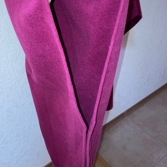 Cranberry Red Hooded Poncho/Cape. Sz. XL - Picture 5 of 7